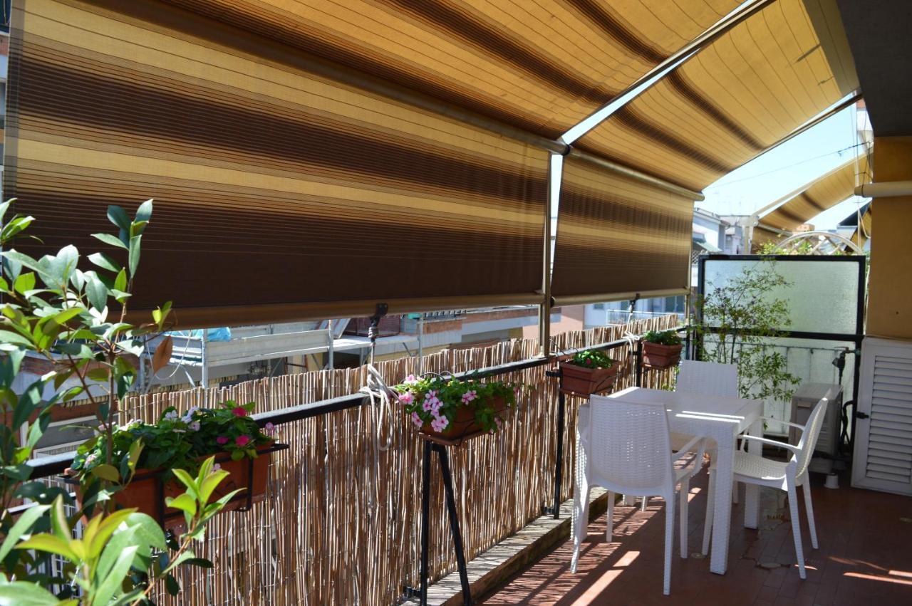 Domi - Appartamento Roma Exteriör bild